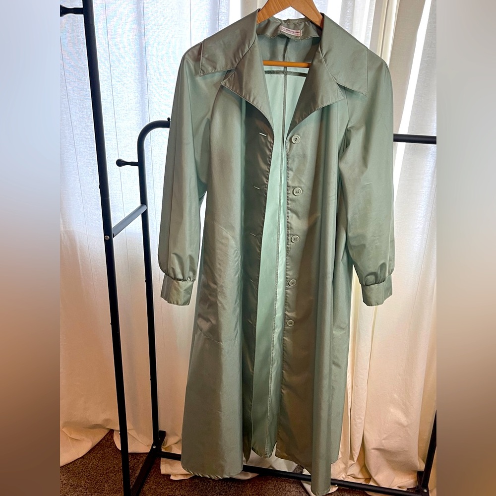 The Totes Coat Sage Green. Long Elegant Coat.